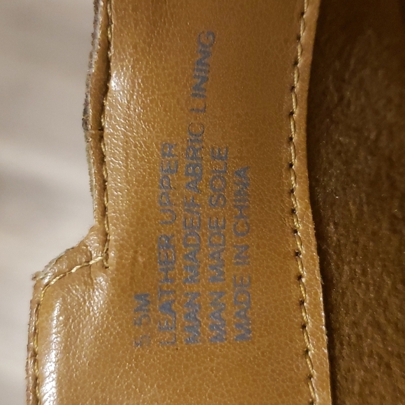 ALEX MARIE SZ 5.5 TAN SUEDE ANKLE BOOTIES - Picture 8 of 10